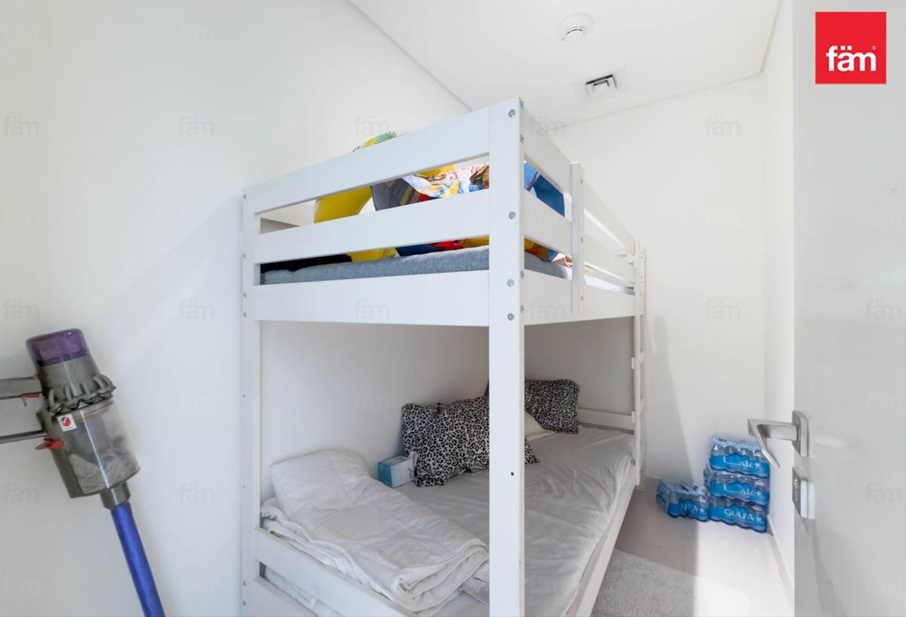 Full Seaview | Beachfront Living photo 28