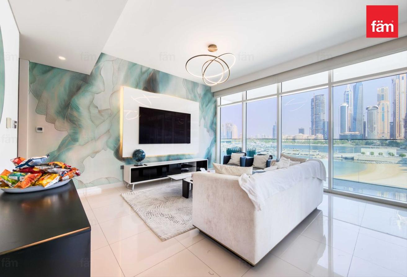 Full Seaview | Beachfront Living photo 27