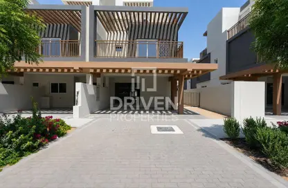 Townhouse - 4 Bedrooms - 4 Bathrooms for sale in Verona - Damac Hills 2 - Dubai