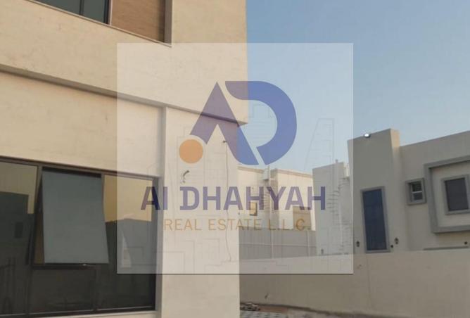 For Sale Luxury Residential Villa in Al Hooshi Sha