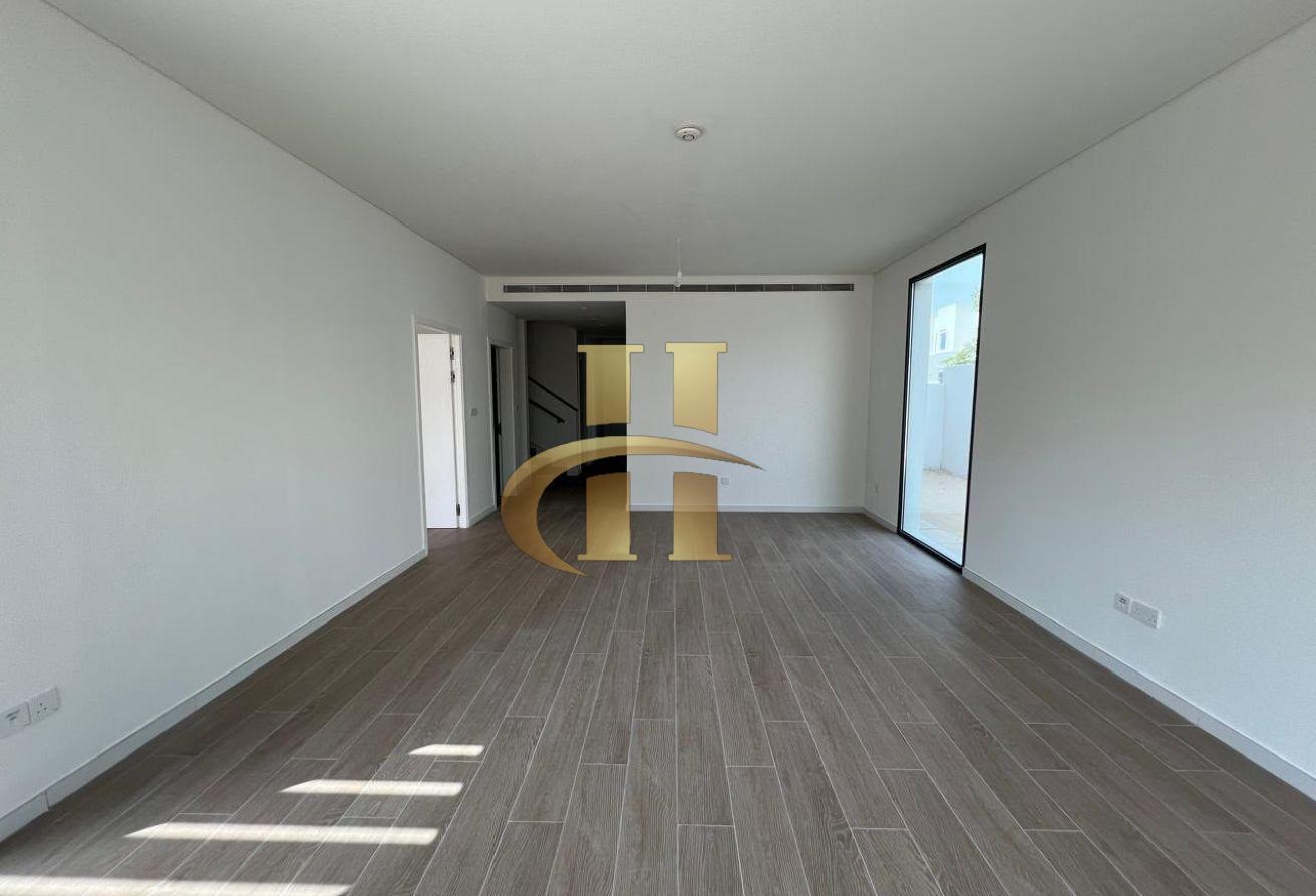 Brand New | Ready to Move | Prime Location photo 11