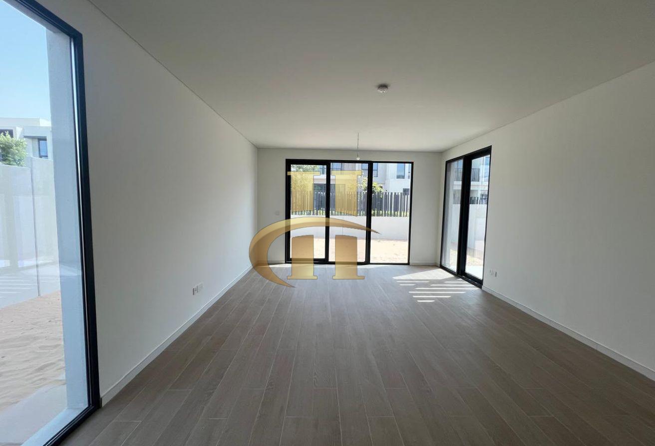 Brand New | Ready to Move | Prime Location photo 10