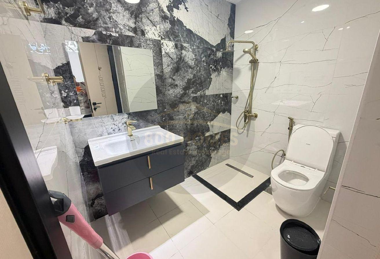 Bright Interiors | Move-In Ready | Furnished photo 6