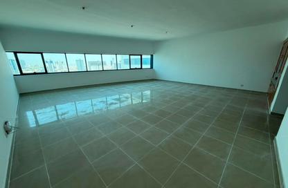 Apartment - 3 - 4 for rent in Al Mamzar - Al Mamzar - Sharjah - Sharjah Apartment - 3 - 4 for rent in Al Mamzar - Al Mamzar - Sharjah - Sharjah