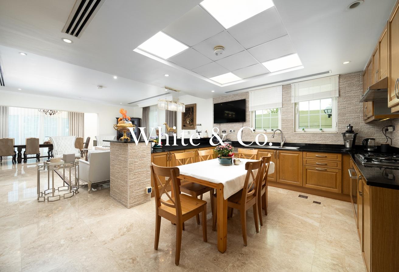Exclusive | Upgraded | Great Location photo 8