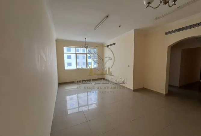 155590017 - Property Image 2