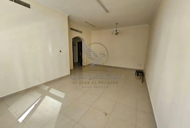 155590017 - Property Image 3