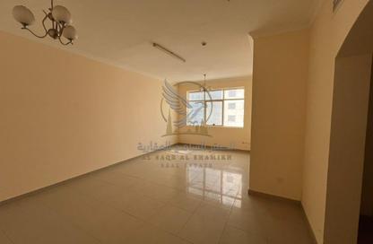 Apartment - 2 - 2 for rent in Al Khan Corniche - Al Khan - Sharjah