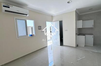 Labor Camp - Studio - 7+ Bathrooms for rent in Dahan - Ras Al Khaimah