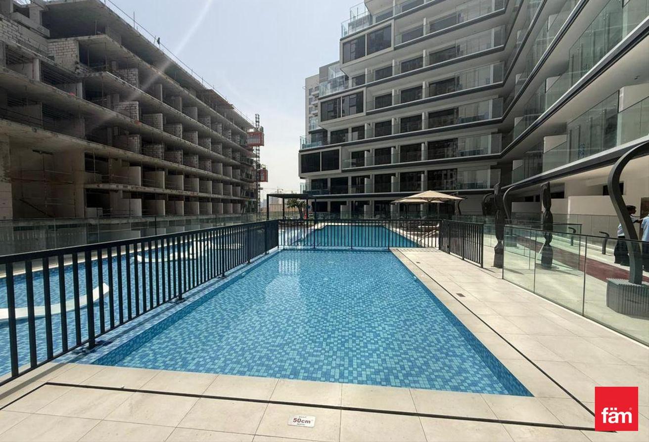 Spacious One Bedroom, Private Pool, Brand New. photo 18
