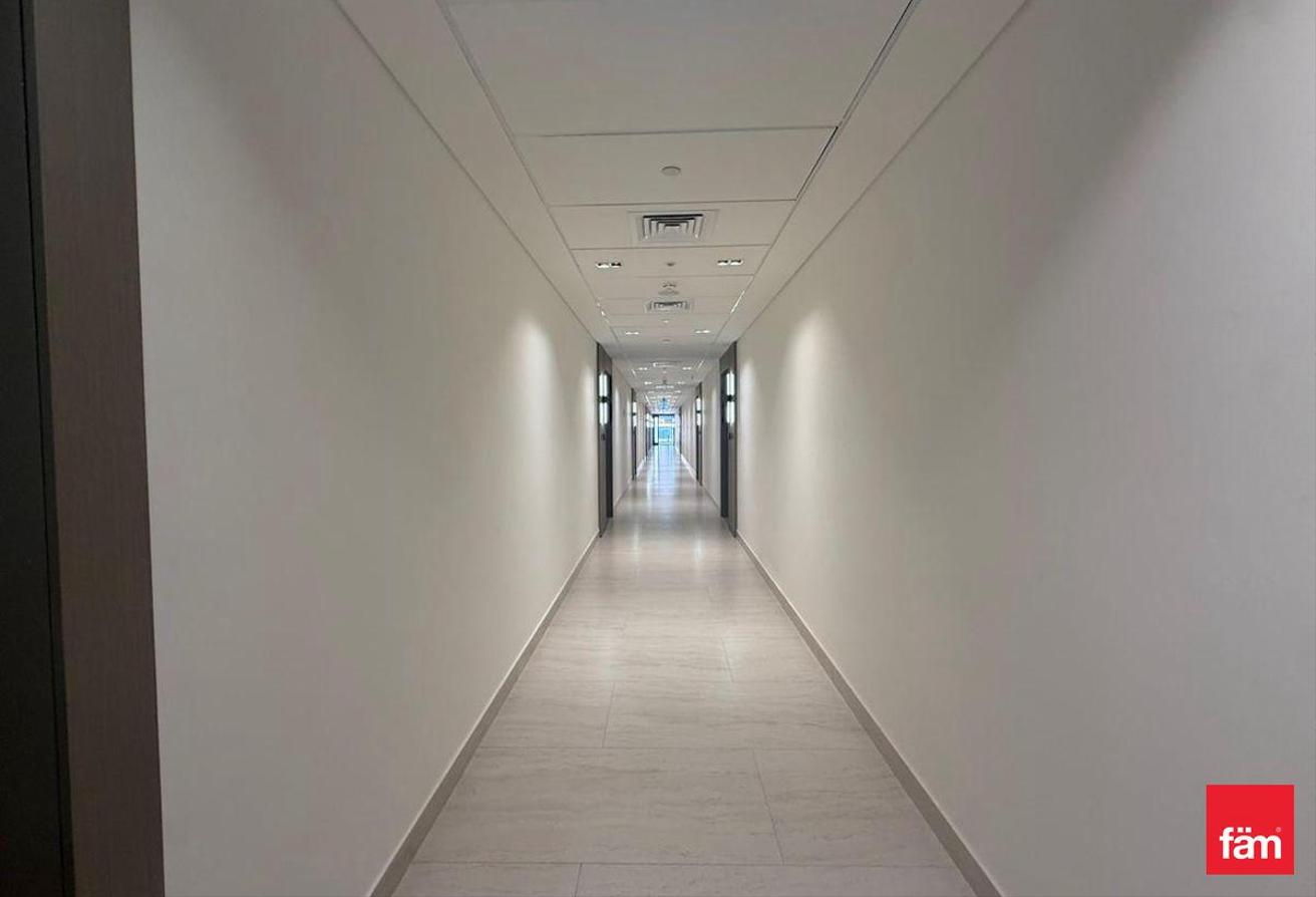 Spacious One Bedroom, Private Pool, Brand New. photo 12