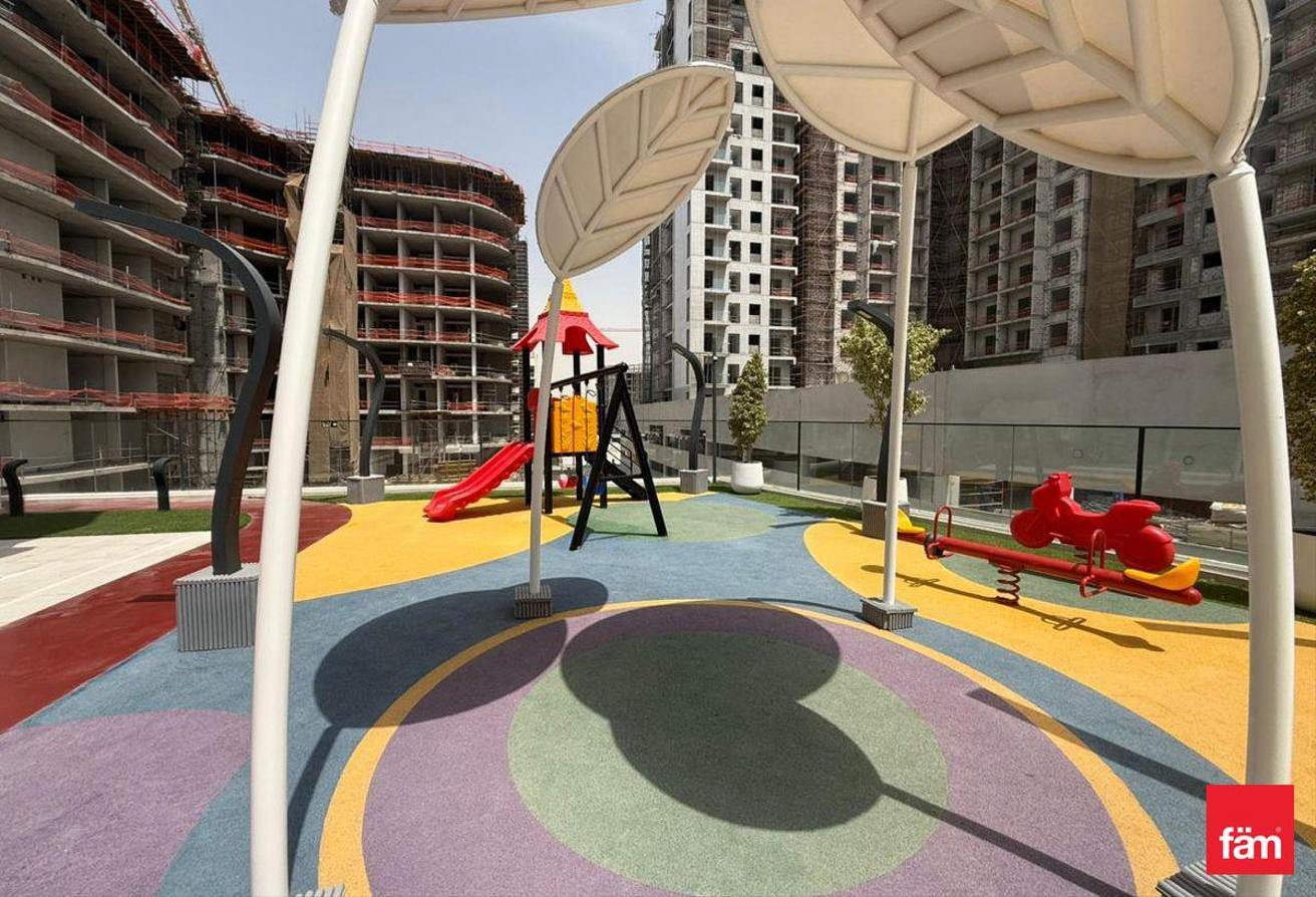 Spacious One Bedroom, Private Pool, Brand New. photo 14
