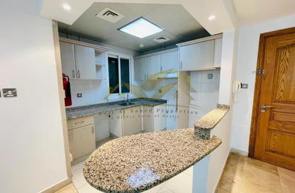 Apartment - 1 Bedroom - 2 Bathrooms for rent in Al Meraikhi Tower - Sheikh Zayed Road - Dubai