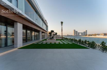 Villa - 6 Bedrooms - 7 Bathrooms for sale in Signature Villas Frond H - Signature Villas - Palm Jumeirah - Dubai