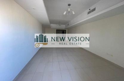 Apartment - 3 - 4 for rent in Al Khan Lagoon Tower - Al Khan Lagoon - Al Khan - Sharjah