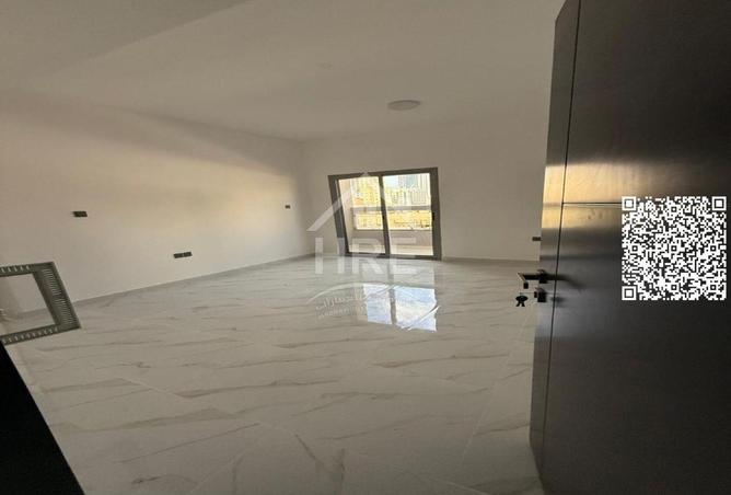 58591148 - Property Main Image