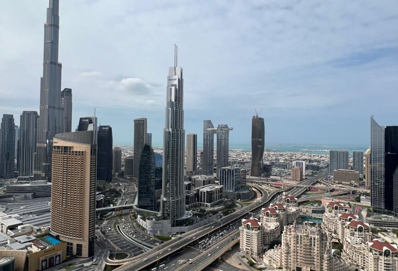 Ultra Luxury Apartment| Burj view| Fully Furnished — image 12