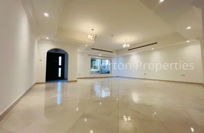 Villa - 4 Bedrooms - 6 Bathrooms for rent in Garden Lane Villas - District 15 - Jumeirah Village Circle - Dubai