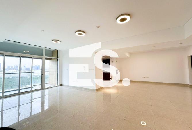 77385277 - Property Image 3