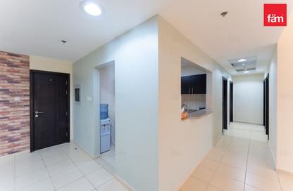 Apartment - 3 Bedrooms - 3 Bathrooms for rent in Mazaya 18 - Queue Point - Liwan - Dubai