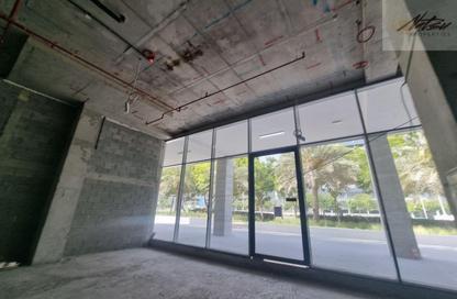 Shop - Studio - 3 Bathrooms for rent in Marasi Business Bay - Business Bay - Dubai