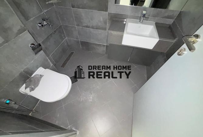 76961522 - Property Image 3