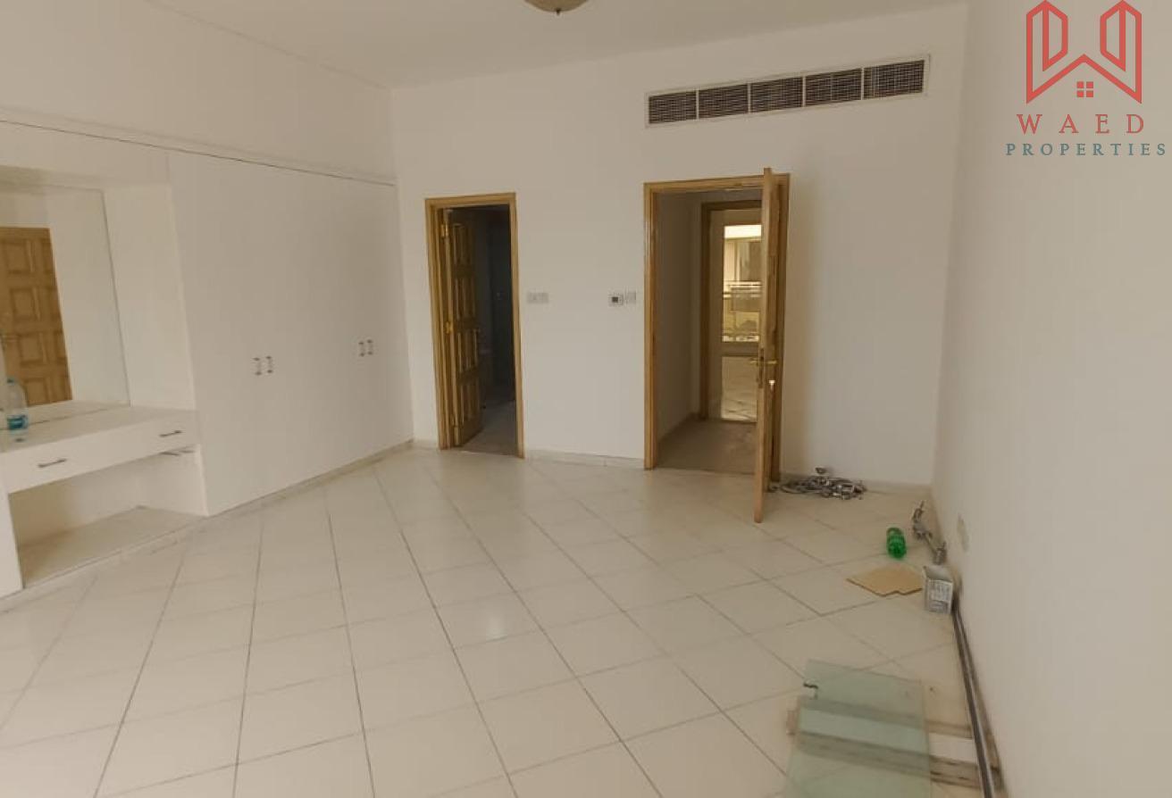 Spacious Compound Villa for Rent | Shared Pool photo 5