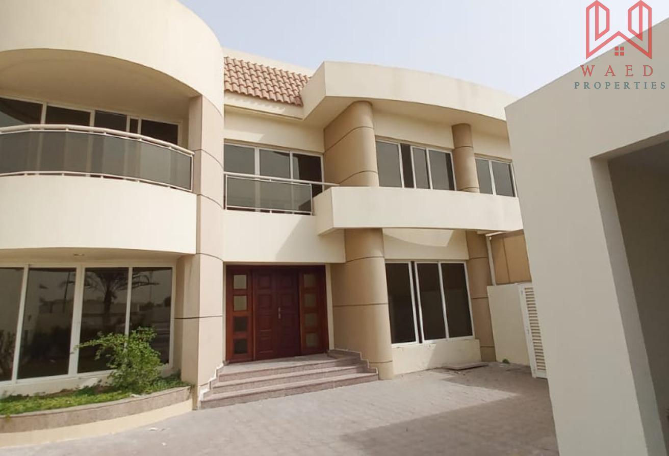 Spacious Compound Villa for Rent | Shared Pool photo 4