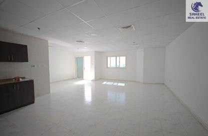 Apartment - Studio - 1 Bathroom for rent in RAK Tower - Al Seer - Ras Al Khaimah