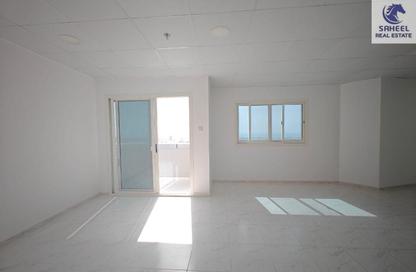 Apartment - Studio - 1 Bathroom for rent in RAK Tower - Al Seer - Ras Al Khaimah