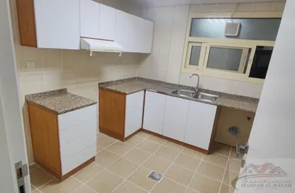 شقة - 2 غرف نوم - 2 حمامات للايجار في بناية مويليح 29 - مويلح - الشارقة