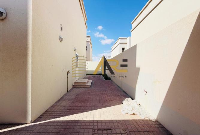 16240418 - Property Image 3