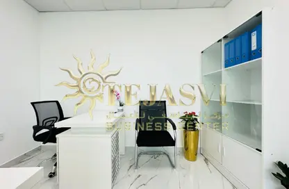 Office Space - 1 Bedroom - 1 Bathroom for rent in Fatima Mohammad Ahmad Bin Suleiman Building - Al Raffa - Bur Dubai - Dubai
