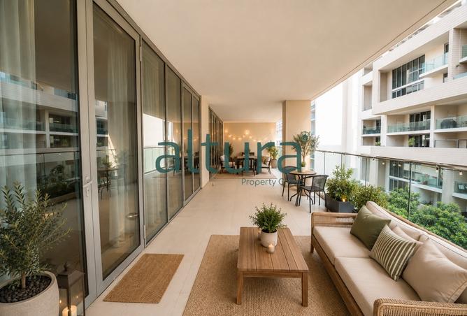 Large Terrace | Rare Layout | Pool View — photo 2