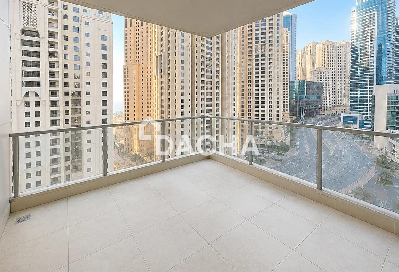 Unfurnished 2BR | Marina Walk Access | Al Sahab 2 photo 6
