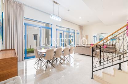 Villa - 4 Bedrooms - 5 Bathrooms for rent in Palma Residences - Palm Jumeirah - Dubai