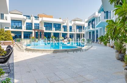 Villa - 4 Bedrooms - 5 Bathrooms for rent in Palma Residences - Palm Jumeirah - Dubai