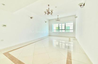 Apartment - 2 Bedrooms - 3 Bathrooms for rent in Al Mamzar Tower - Al Mamzar - Sharjah - Sharjah