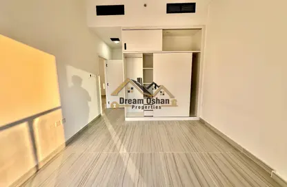 شقة - غرفة نوم - 2 حمامات للايجار في مبني الامير حمد - المدينة العالمية المرحلة 2 - 4 الورسان - الورسان - دبي