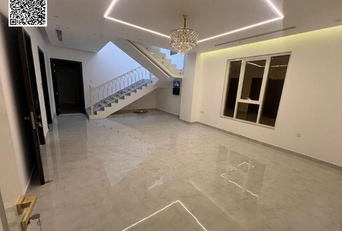 72328200 - Property Image 2