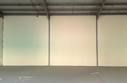 Warehouse - Studio - 1 Bathroom for rent in Mussafah Industrial Area - Mussafah - Abu Dhabi