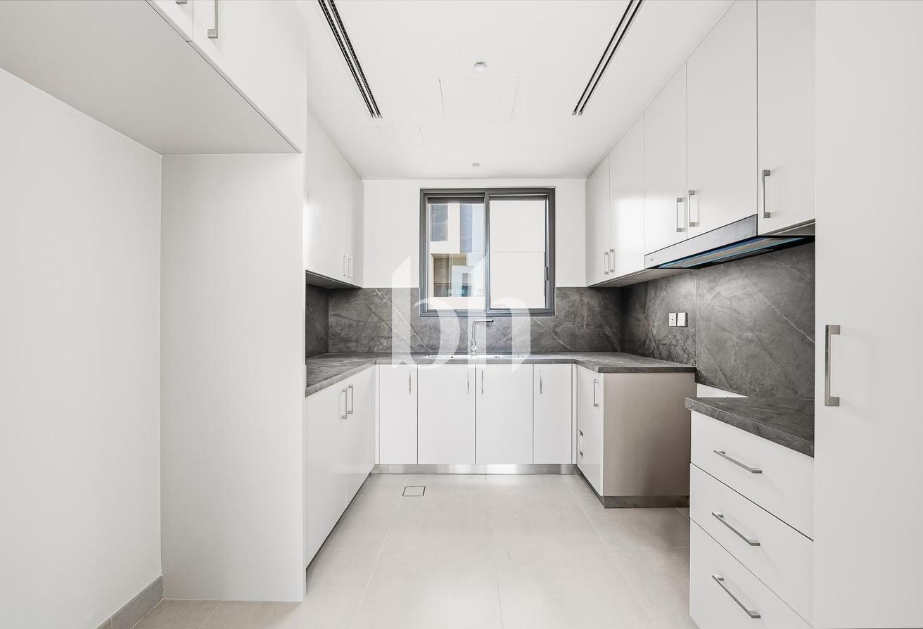Corner Plot | Park Backing | Premium Finishes photo 6