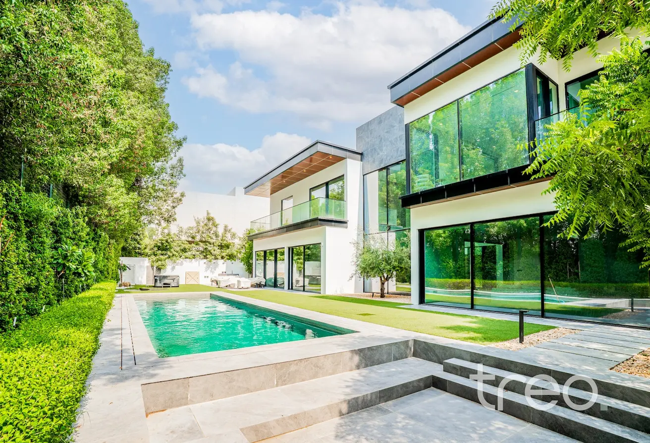 135638457 - Property Main Image