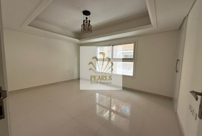 136100463 - Property Image 3