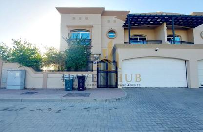 Villa - 4 Bedrooms - 6 Bathrooms for rent in Al Safa 2 - Al Safa - Dubai