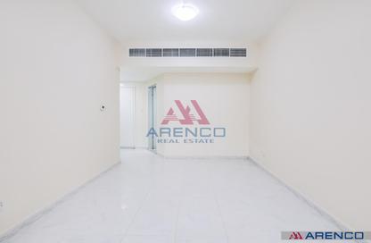Apartment - 3 - 4 for rent in Golden Sands 8 - Al Mankhool - Bur Dubai - Dubai