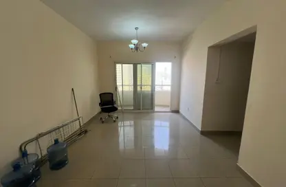 Apartment - 2 Bedrooms - 2 Bathrooms for rent in Abu Shagara building - Abu shagara - Sharjah