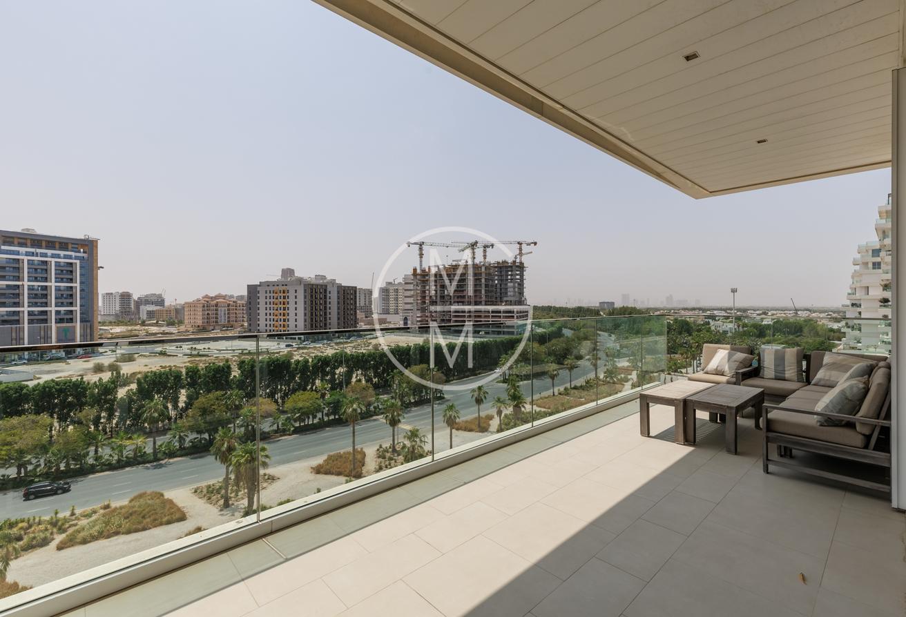 Fully Furnished | High Floor | Vacant photo 17