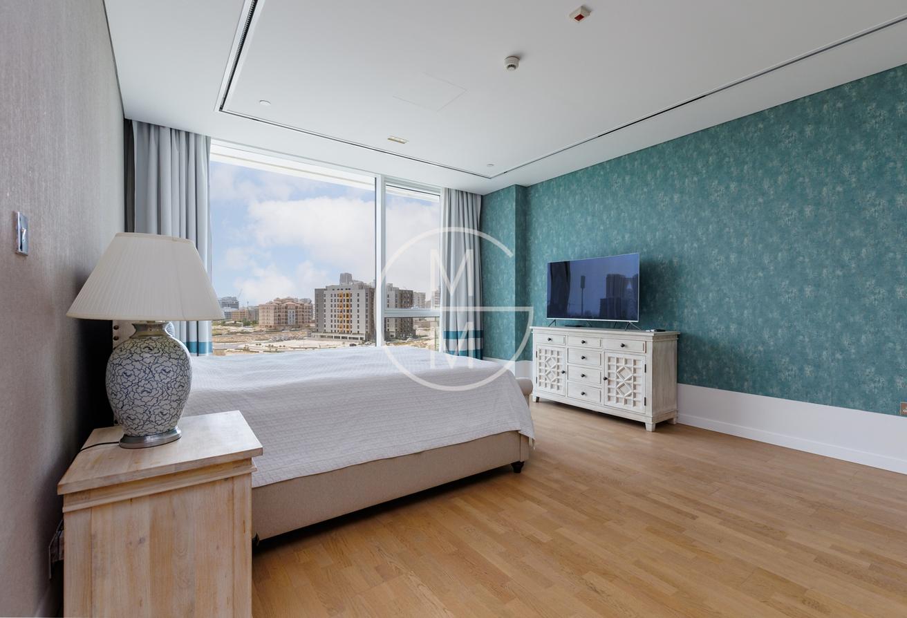 Fully Furnished | High Floor | Vacant photo 9