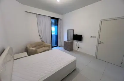 Apartment - 1 Bathroom for rent in Julphar Residence - Al Reem Island - Abu Dhabi